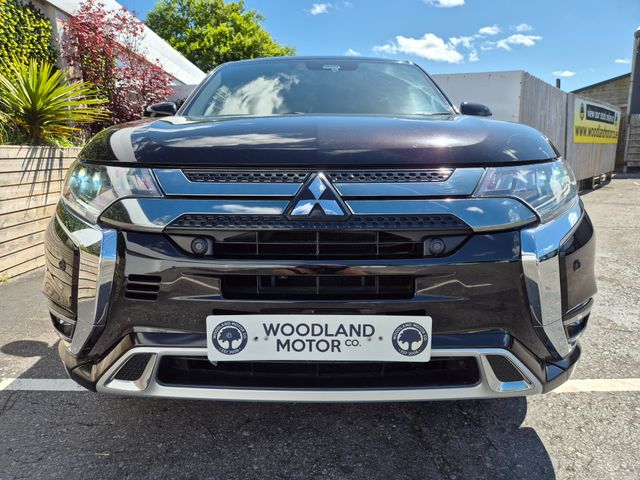 Image for 2020 Mitsubishi Outlander 2.4 PHEV / INTENSE SAFETY PACK WITH FULL LEATHER / LOW MILEAGE / TAX €170 (202 REG) 
