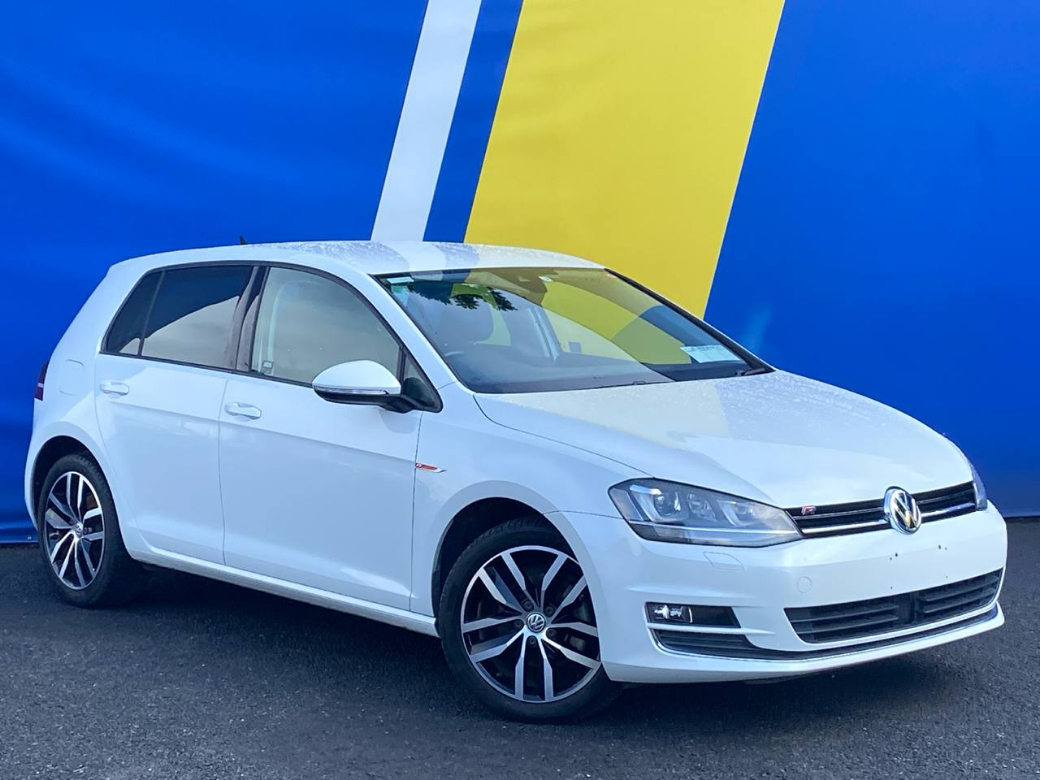 Image for 2017 Volkswagen Golf HIGHLINE 1.4 TSI AUTO // ADAPTIVE CRUISE CONTROL // BRAND NEW 17” R-LINE ALLOYS // APPLE CARPLAY/ANDROID AUTO