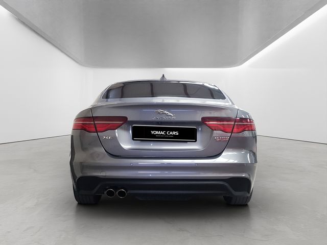 Image for 2020 Jaguar XE CHEQUERED FLAG EDITION 2.0D AUTO -- IMMACULATE CONDITION -- FINANCE ARRANGED 
