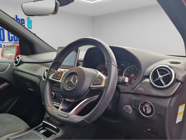 Image for 2015 Mercedes-Benz B Class B 180 AUTO * AMG STYLING * PAN ROOF * LANE ASSIST * REVERSE CAMERA * UNIQUE SPEC * 