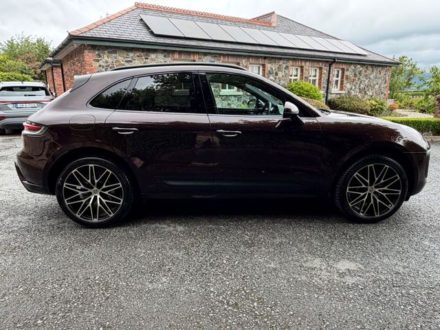 Image for 2023 Porsche Macan PDK
