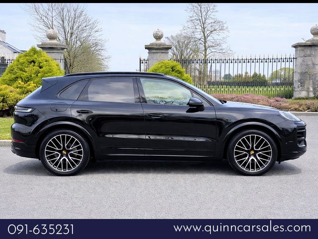 Image for 2025 Porsche Cayenne 3.0 V6 E-HYBRID AUTO==HUGE SPEC==COST €145K NEW==