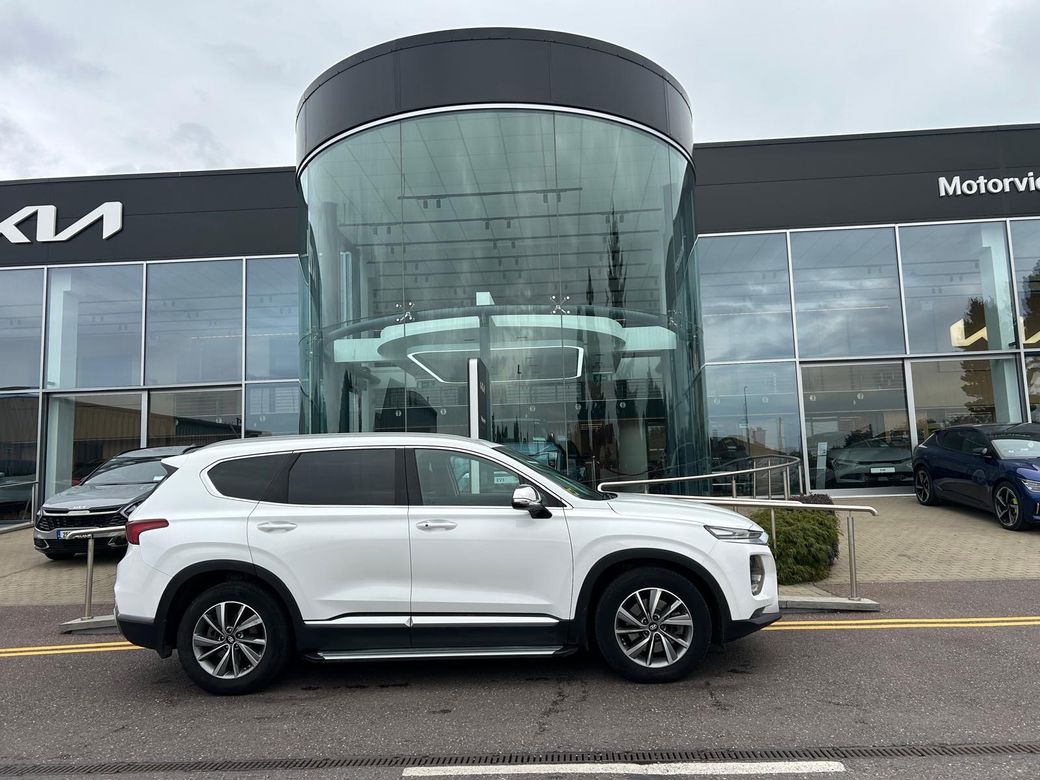 Image for 2019 Hyundai Santa Fe 2.2D Premium Spec *7 SEATER* IMMACULATE CONDITION*Air Conditioning, Multi-Function Steering Wheel, Service History, Cruise Control