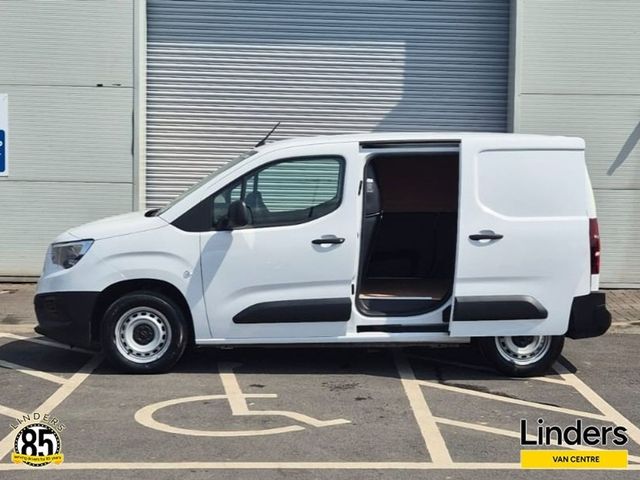 Image for 2024 Opel Combo 3 SEATS LOW KMS