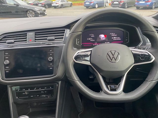 Image for 2022 Volkswagen Tiguan 2.0 TDI 150HP R-Line Sunroof