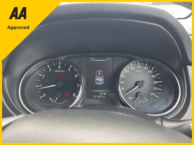 Image for 2015 Nissan Qashqai 1.2 PET SV 5DR FREE DELIVERY