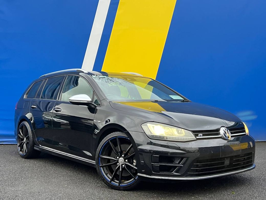 Image for 2015 Volkswagen Golf R VARIANT "LAUNCH EDITION" 2.0 TSI 4MOTION AUTO // FULL SERVICE HISTORY // LEATHER HEATED SEATS // 1/20 LIMITED EDITION // 300 BHP
