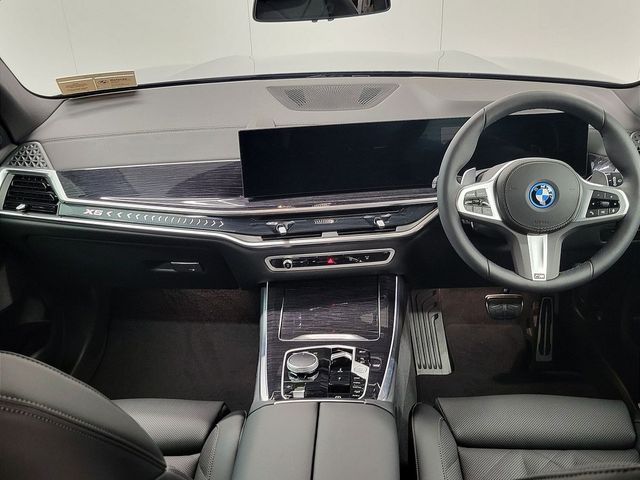 Image for 2026 BMW X5 xDrive50e M Sport LCI