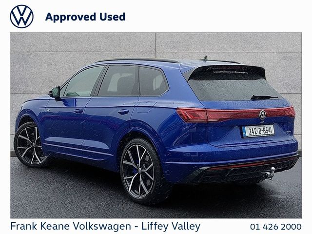 Image for 2024 Volkswagen Touareg R PHEV 3.0TSI 462BHP *DEMO MODEL* *20" BRAGA ALLOYS* *LEATHER INTERIOR* *ELECTRIC SEATS* *METRIX LED LIGHTS* *REAR VIEW CAMERA* *HEATED STEATS/STEERING WHEEL* *DIGITAL COCKPIT*