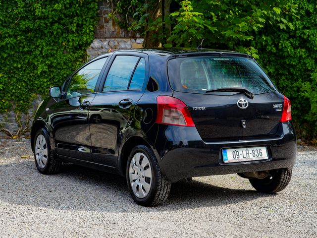 Image for 2009 Toyota Yaris NG 1.0L Luna