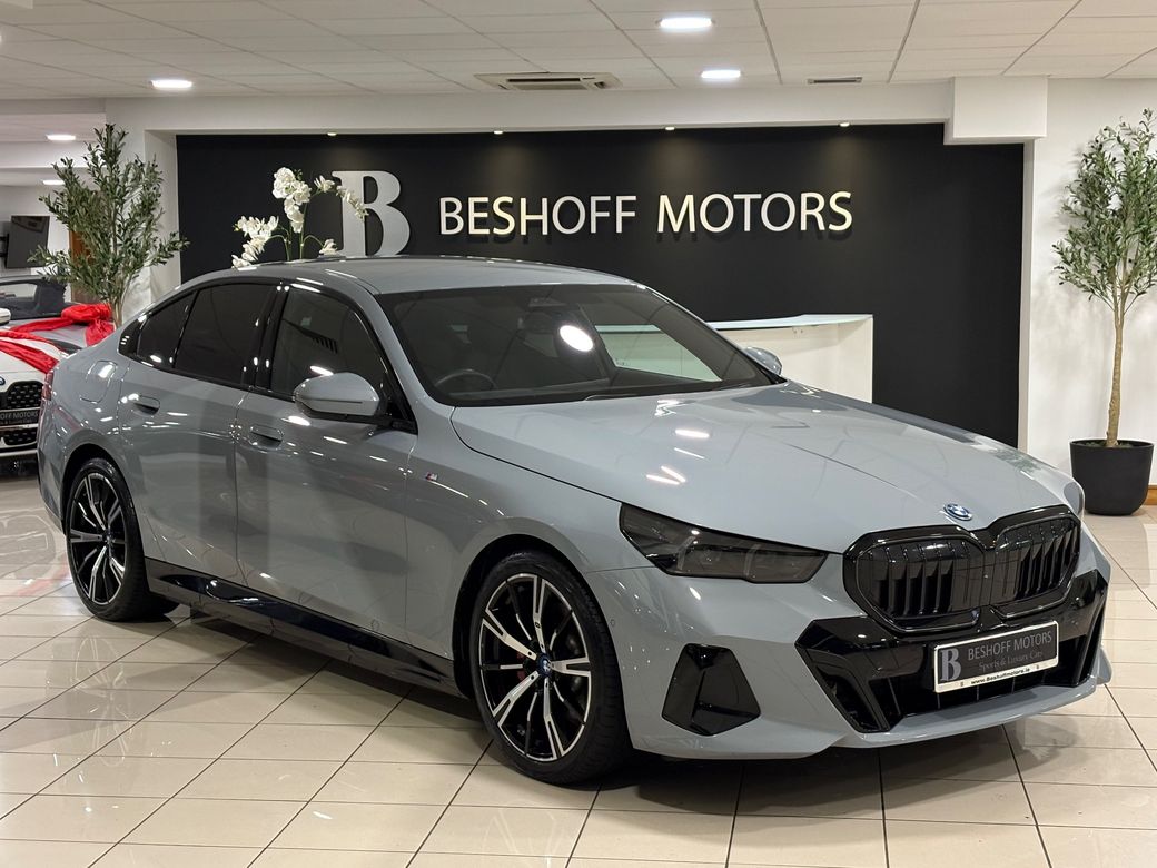 Image for 2024 BMW 5 Series 530e M-SPORT PRO=HUGE SPEC//LOW MILES//AS NEW=FULL BMW SERVICE HISTORY & WARRANTY UNTIL 04/2027=TAILORED FINANCE PACKAGES AVAILABLE=TRADE IN'S WELCOME