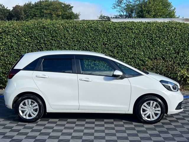 Image for 2024 Honda Fit 1.2 HYBRID AUTO // DIGITAL CLUSTER // REVERSE CAMERA // LANE ASSIST 