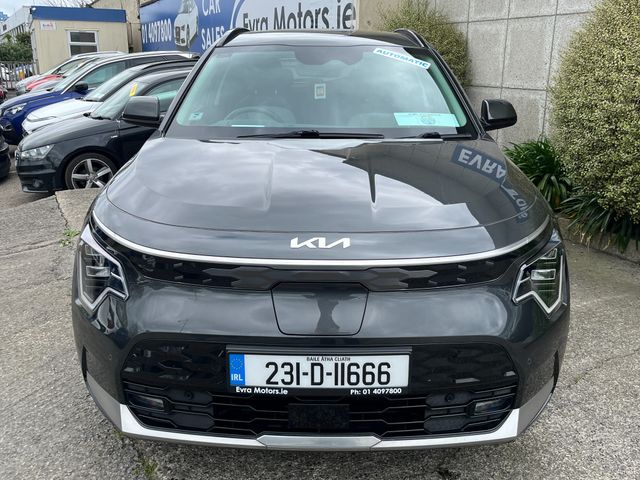 Image for 2023 Kia Niro EV K4 64KWH ELECTRIC //TOP SPEC//FULL LEATHER HEATED AND COOLED ELECTRIC SEATS//HEATED STEERING WHEEL//SAT NAV//REVERSE CAMERA//ADAPTIVE CRUISE CONTROL//HEAD UP DISPLAY//