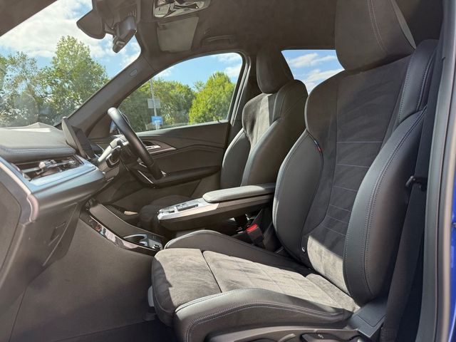Image for 2023 BMW iX1 xDrive30 M Sport