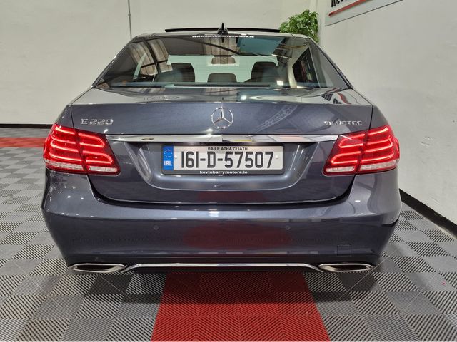 Image for 2016 Mercedes-Benz E Class E220 BLUETEC SE PREMIUM (PAN ROOF) AUTOMATIC **HIGH SPEC / LOW MILEAGE / CRUISE CONTROL / ELECTRIC & MEMORY FRONT SEATS / ELECTRIC SUNROOF / FULL BLACK LEATHER / HEATED SEATS / REVERSE CAMERA**
