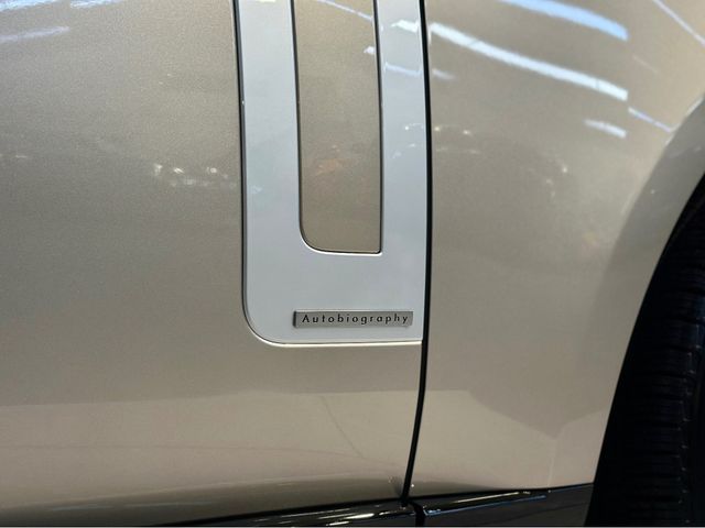 Image for 2025 Land Rover Range Rover PHEV LWB AUTOBIOGRAPHY