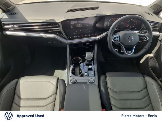 Image for 2025 Volkswagen Touareg 3.0 TSI PHEV 462HP R