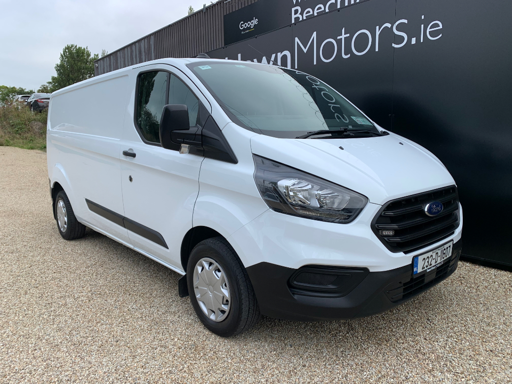 Image for 2023 Ford Transit Custom 2.0 TDCI LWB 300 LEADER // PRICE EXCL. VAT // WET BELT/TIMING BELT REPLACED // ONE OWNER // FULL SERVICE HISTORY // STUNNING CONDITON // 07/27 CVRT // 