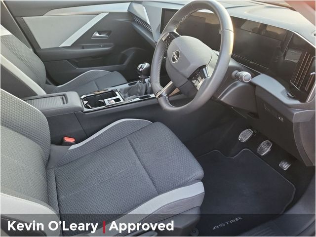 Image for 2024 Opel Astra SC 1.2 Turbo 110PS Petrol 6 Speed