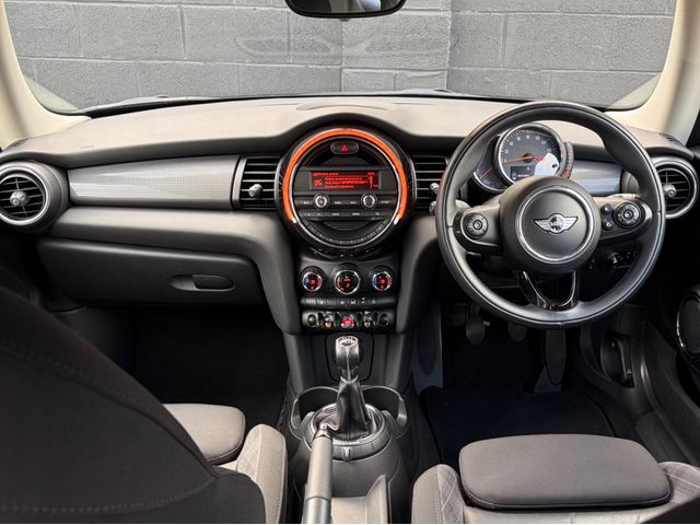 Image for 2016 Mini Cooper COOPER D 3DR MANUAL
