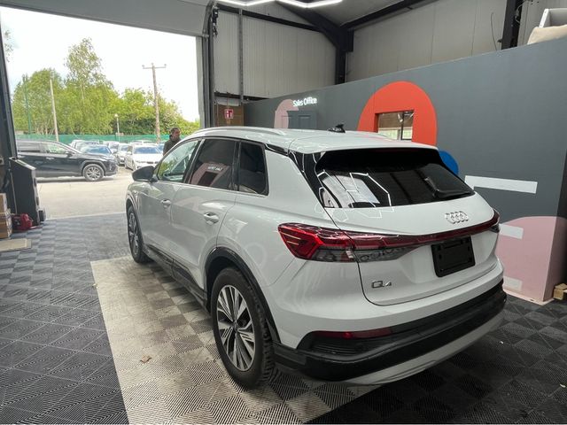 Image for 2025 Audi Q4 e-tron €43950 2025 AUDI Q4 E-TRON 45 ADVANCED AUTOMATIC / CRUISE CONTROL / 360° CAMERA / ELECTRIC MEMORY & HEATED SEATS / PADDLE SHIFTERS / APPLE CARPLAY / AMBIENT LIGHTS AND MORE