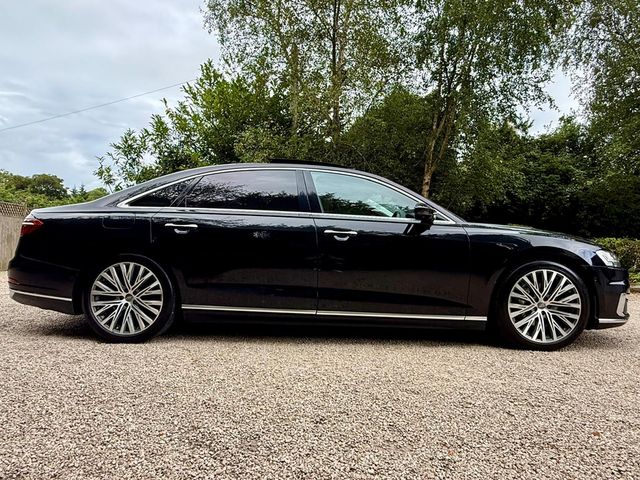 Image for 2018 Audi A8 LWB 3.0 TDI 286HP QUATTRO LUXURY *F. AUDI. S. H*