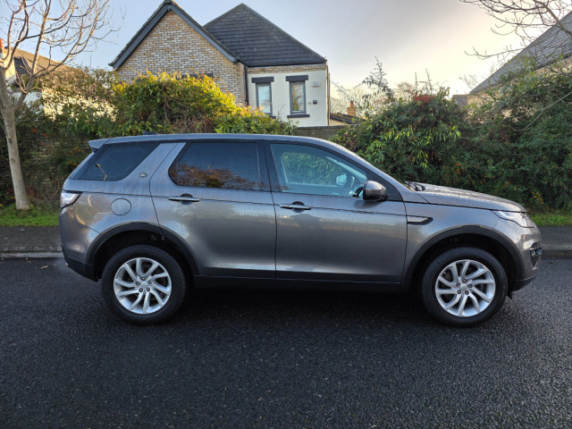Image for 2017 Land Rover Discovery Sport 7 seater 4WD Auto