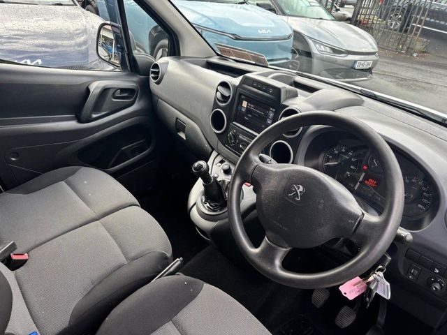 Image for 2018 Peugeot Partner 1.6 BlueHDi 75bhp 5 Seats Active