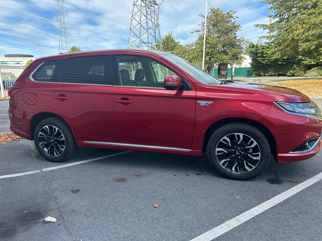 Image for 2017 Mitsubishi Outlander Phev 2.0 High Spec G Model