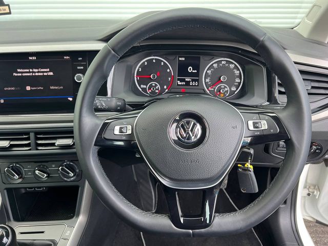 Image for 2018 Volkswagen Polo COMFORTLINE 1.0 // APPLE CARPLAY/ANDROID AUTO // DIAMOND CUT ALLOYS // AIR CONDITIONING