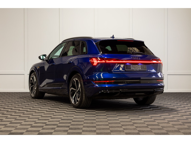 Image for 2022 Audi Q8 e-tron 50 Quattro Black Edition