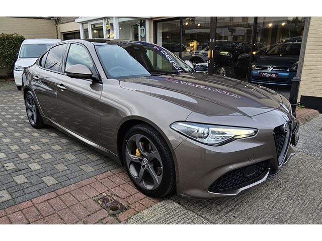 Image for 2018 Alfa Romeo Giulia 2.2 TD SPECIALE 180BHP AUTOMATIC - DOUBLE SUNROOF