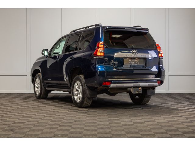 Image for 2023 Toyota Landcruiser LWB