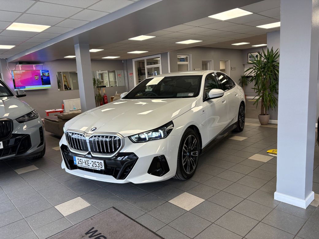 Image for 2025 BMW 5 Series Msport S5MF 4DR Auto