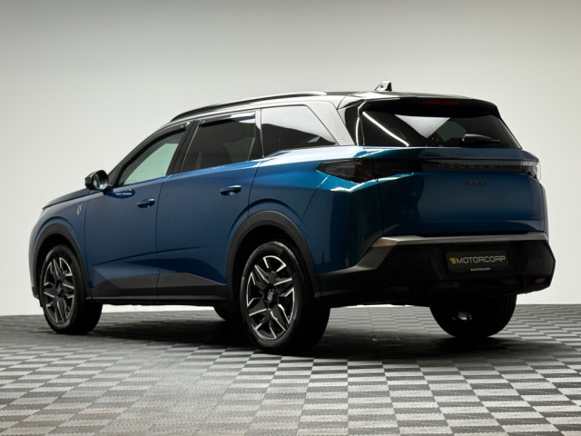 Image for 2025 Peugeot 5008 GT