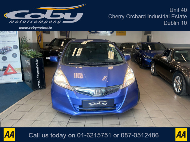 Image for 2013 Honda Fit 1.3 HYBRID 5DR AUTO 1.3. New NCT, 2 Keys, Alloy Wheels, Sat Nav, Cruise Control, Air Conditioning, Parking Sensors, Full Electrics, Bluetooth, Car Play, Folding Rear Seats, Luggage Cover and more