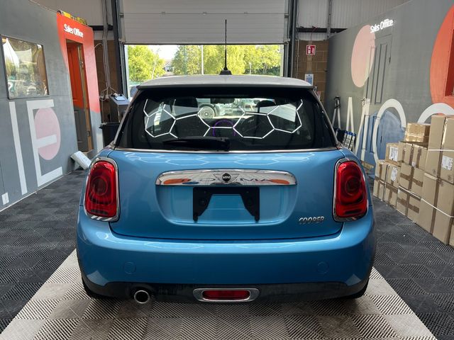 Image for 2015 Mini Cooper 2015 MINI COOPER 1.5 AUTOMATIC / CRUISE CONTROL / AMBIENT LIGHTS AND MORE