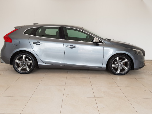 Image for 2014 Volvo V40 1.6 D2 R-design 115BHP 5DR