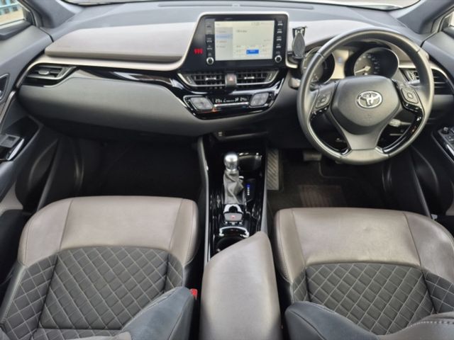Image for 2020 Toyota C-HR ** 1.8 HYBRID ** AUTO ** HUGE SPEC ** TRINITY MOTORS