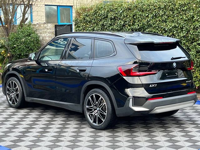 Image for 2025 BMW iX1 EDRIVE20 SPORT // NEW 19" ALLOYS // HEADS-UP DISPLAY // HEATED SEATS // ADAPTIVE CRUISE CONTROL