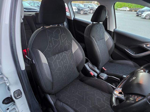 Image for 2017 Peugeot 2008 1.2 Pure-tech ACTIVE // NCT TILL 07/27