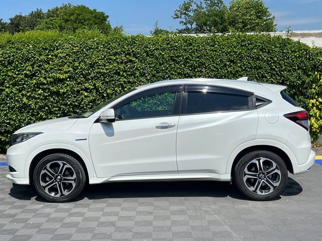 Image for 2016 Honda Vezel 1.5 HYBRID AUTO // DIAMOND CUT ALLOYS // PADDLE SHIFT // REVERSE CAMERA