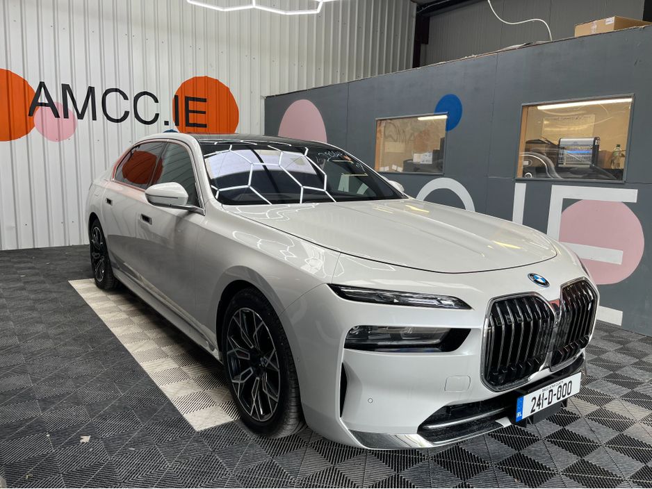 Image for 2024 BMW i7 €77950 2024 BMW I7 XDRIVE60 EXCELLENCE AUTOMATIC / CRUISE CONTROL / 360° CAMERA / ELECTRIC MEMORY & HEATED SEATS / PANORAMIC SUNROOF / AMBIENT LIGHTS / 31' BACK SCREEN / APPLE CARPLAY AND MORE