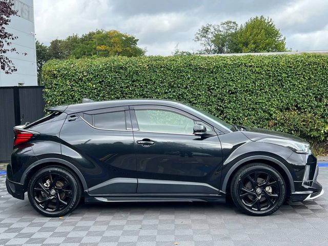 Image for 2021 Toyota C-HR G MODE-NERO 1.8 HYBRID AUTO // SERVICE HISTORY // HALF LEATHER HEATED SEATS // 360 PARKING CAMERAS