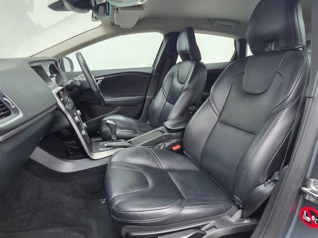 Image for 2016 Volvo V40 2.0 D2 SE // NCT TILL 08/27 // FULL SERVICE HISTORY