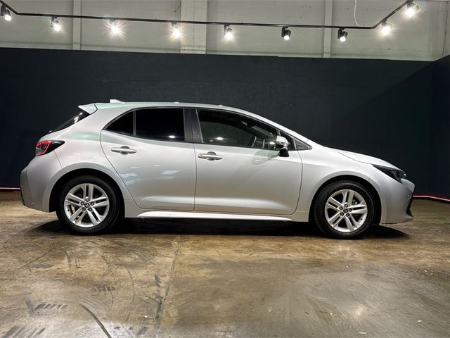 Image for 2020 Toyota Corolla SPORTS HYBRID G SPEC - FACTORY ALLOYS - TOYOTA SAFETY SENSE - REAR CAMERA