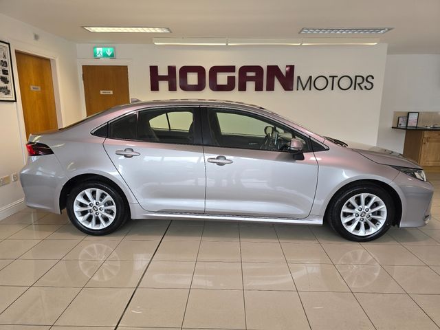 Image for 2021 Toyota Corolla Hybrid Luna Saloon Automatic
