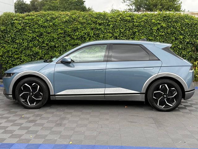 Image for 2024 Hyundai Ioniq 5 Ultimate 58KWH // HEATED & COOLED SEATS // HEADS-UP DISPLAY // ADAPTIVE CRUISE CONTROL