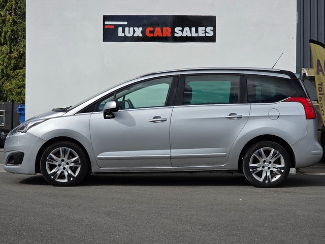 Image for 2016 Peugeot 5008 1.6 HDI AUTOMATIC ACTIVE FAMILY // FULL LEATHER INTERIOR // PANORAMIC ROOF
