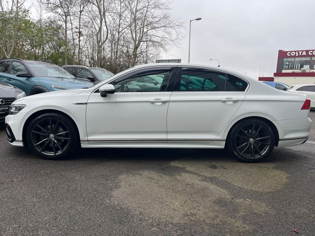 Image for 2020 Volkswagen Passat 2.0 DIESEL R-LINE **CLASS SPEC**